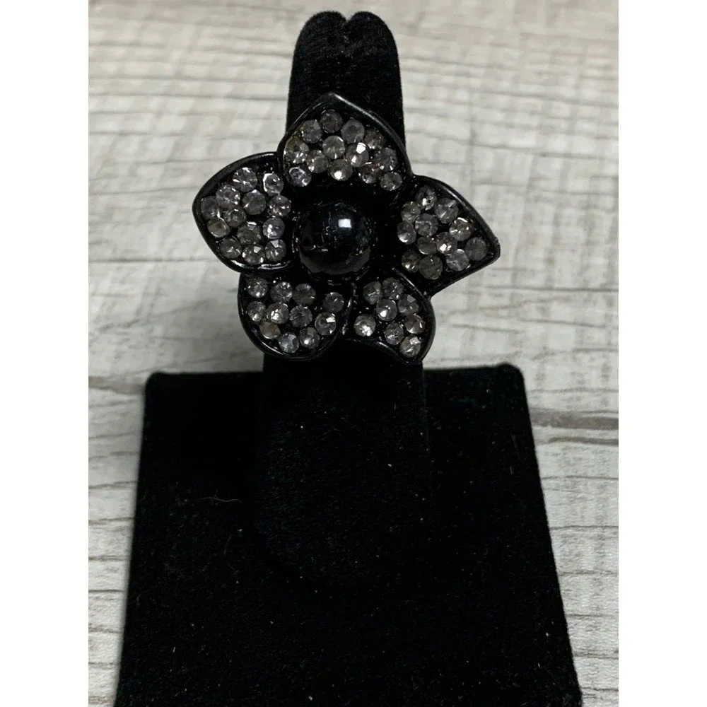 Black Flower Statement Ring Grey Rhinestone Cocktail Ring Size 6.5 Gothic Edgy